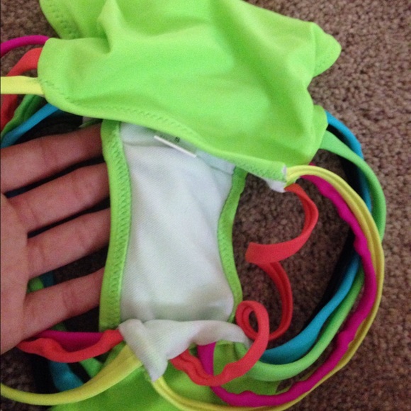 🌸 SOLD 🌸Rainbow bikini - Picture 4 of 4