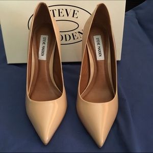 Steve Madden Proto Pumps in Blush