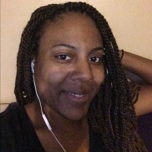 Meet your Posher, Chenoa