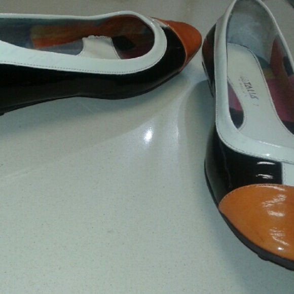 Aquatalia flats - Picture 2 of 3