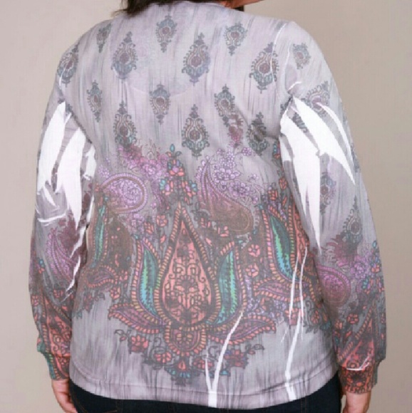 Torrid purple paisley thermal size 1 NWT - Picture 2 of 2
