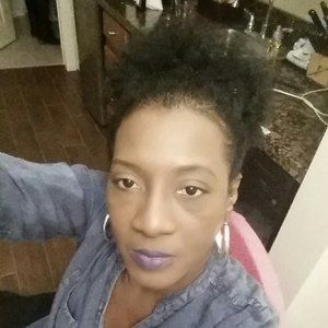 Meet your Posher, Jacqueline