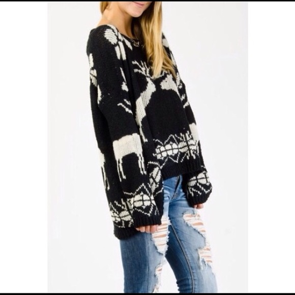 FLASH SALE REINDEER SWEATER GRAY or BLK S/M M/L⨠- Picture 2 of 2