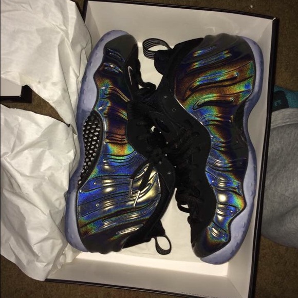 Meet your Posher, Sneaker - Picture 1 of 1