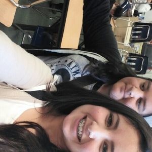 Meet your Posher, Carla