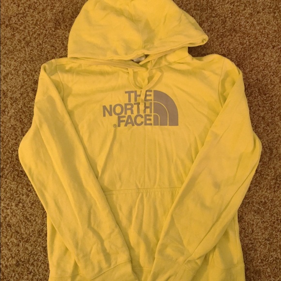 The North Face Hoodie💛