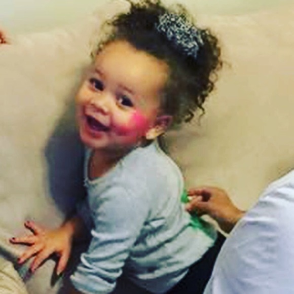 Meet your Posher, Aarika