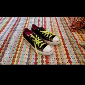 NWOT. Converse All Star tennis shoes.