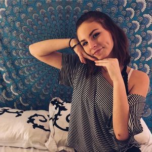 Meet your Posher, Abby