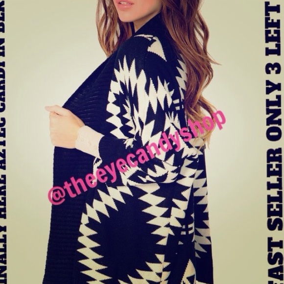 β‘οΈFlash Saleβ‘οΈ Aztec Cardi β¨Only 2 Left 1S 1Mβ¨ - Picture 2 of 2