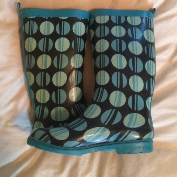 Cute rain boots! - Picture 4 of 4