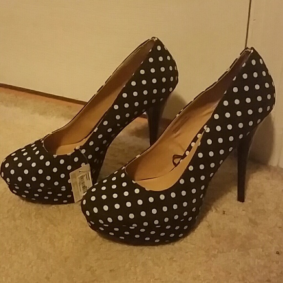 Forever 21 Heels - Picture 2 of 4