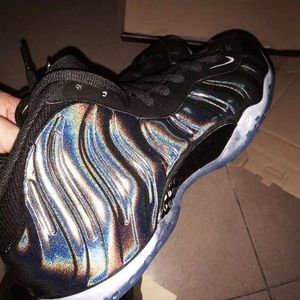 Nike Hologram Foamposites LIMITED IN SIZSS