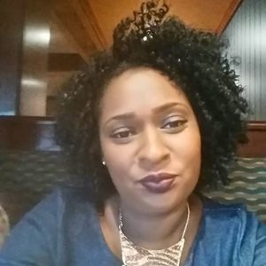 Meet your Posher, Regina