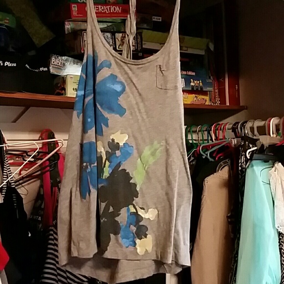 Tank with beautiful  flowers on it