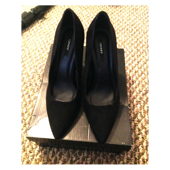 Forever 21 Pointy High Heel Shoes