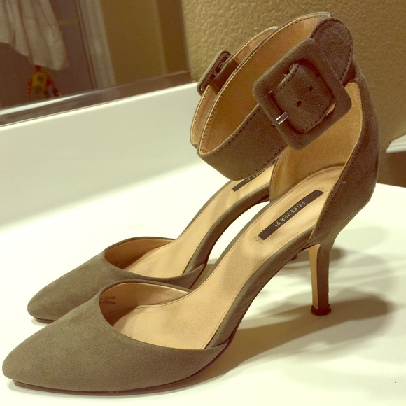 Forever 21 pumps