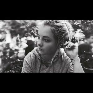 Meet your Posher, Emma