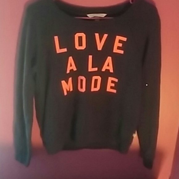 Nice sweater from victoria's secret