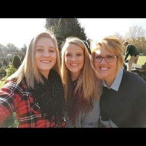 Meet your Posher, Taryn