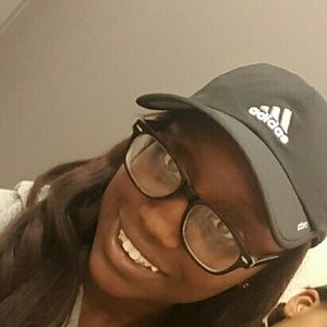 Meet your Posher, Tina