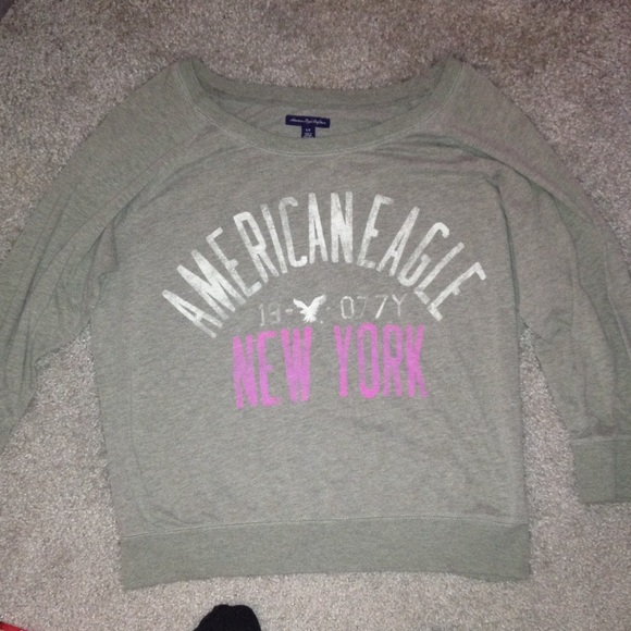 3/4 sleeve American eagle shirt