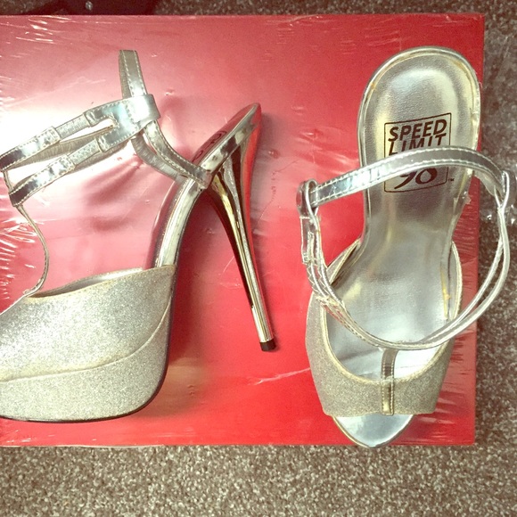 Silver Sparkly Ankle-Strap High Heels! - Picture 1 of 4