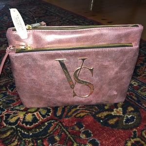NEW Victoria Secret travel/makeup/storing bag
