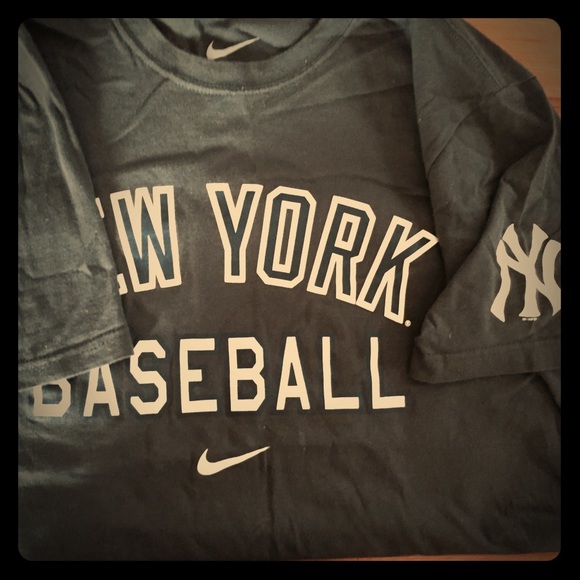 Nike Yanks Tee ⚾️😎