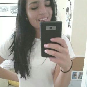 Meet your Posher, Caroline