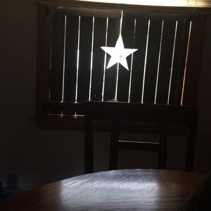 Meet your Posher, Bobbie