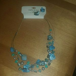 Necklace/Earrings set