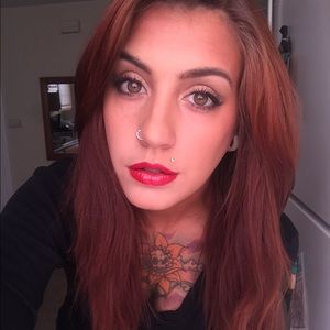 Meet your Posher, Melanie