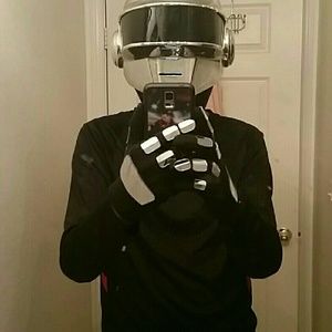 Meet your Posher, Daniel