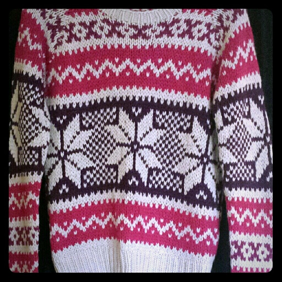 American Eagle Outfitters Sweaters - American Eagle Outfitters Pink Nordic Sweater