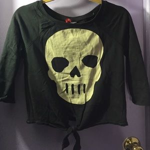 Skull crop top