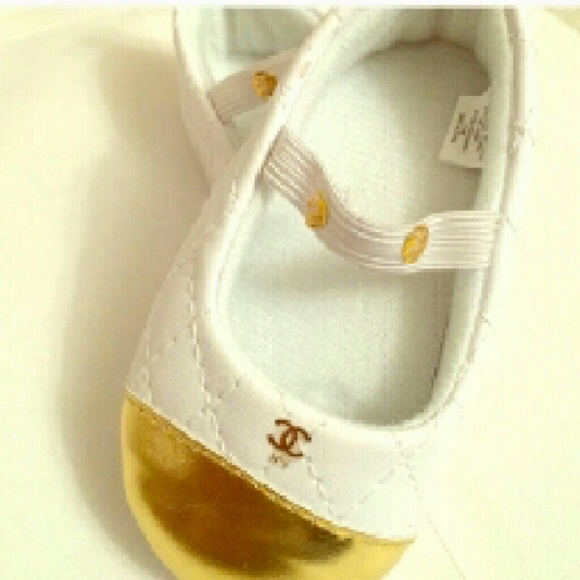 chanel baby shoes