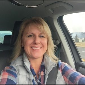 Meet your Posher, Joy