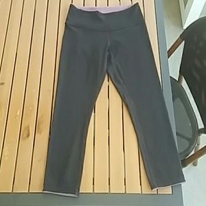 Reversible Lululemon leggings size 8