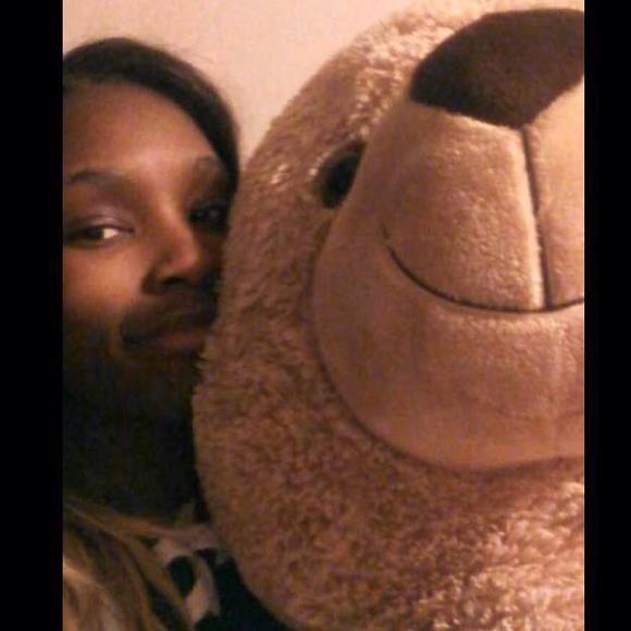 Meet your Posher, Taylor