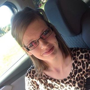 Meet your Posher, Dakota