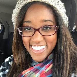 Meet your Posher, Monique