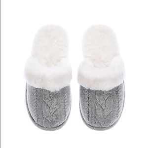 NEW Victoria's Secret grey slippers