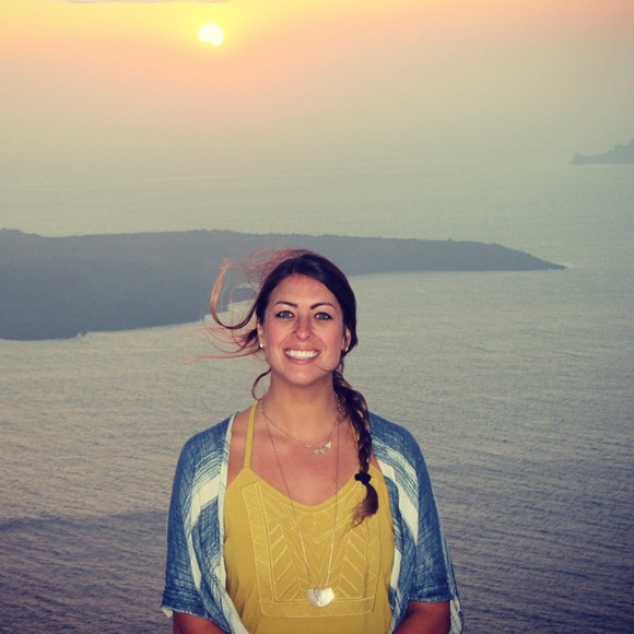 Meet your Posher, Elena - Picture 1 of 1