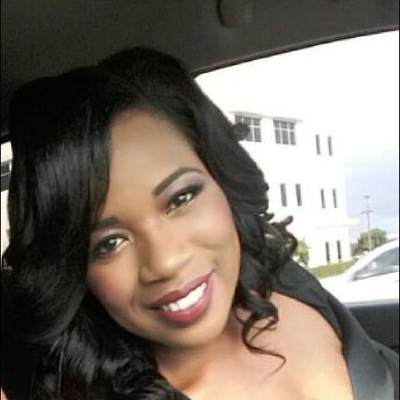 Meet your Posher, Joylynn