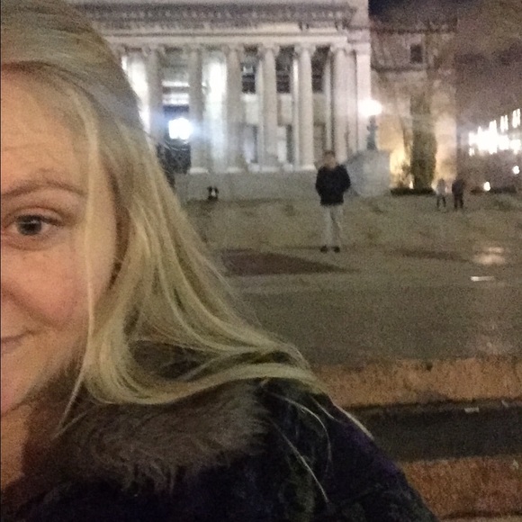 Meet your Posher, Alyssa