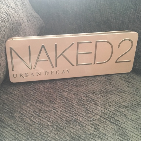 Urban Decay Naked 2 Eyeshadow Palette