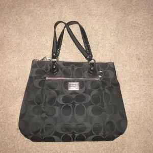 Black tote coach purse