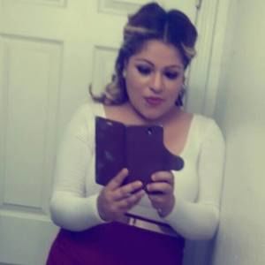 Meet your Posher, Araceli