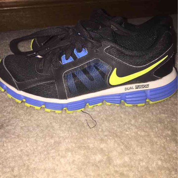 Nike Dual Fusion